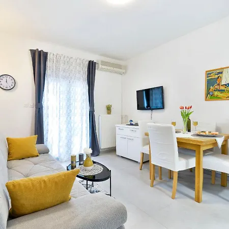 Valentina-2 By Interhome דירה *